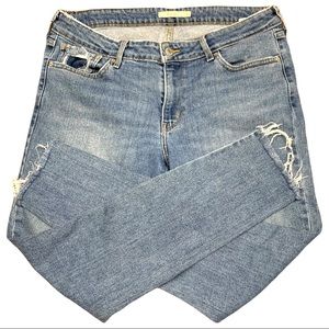Levi’s 711 Skinny Jeans 32